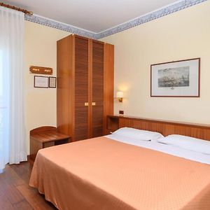 Camera comfort con letto queen size